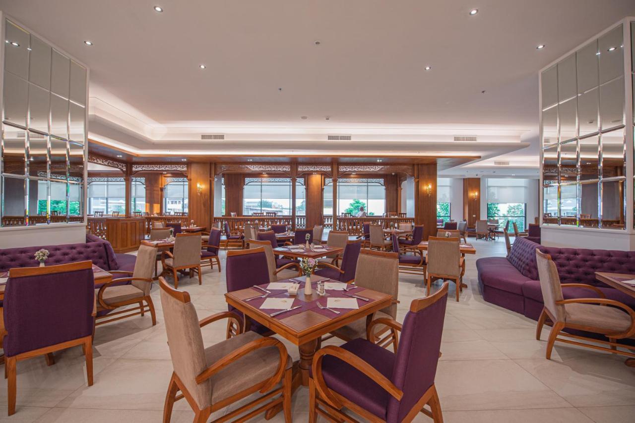 The Empress Premier Chiang Mai - Sha Extra Plus Exteriér fotografie The restaurant
