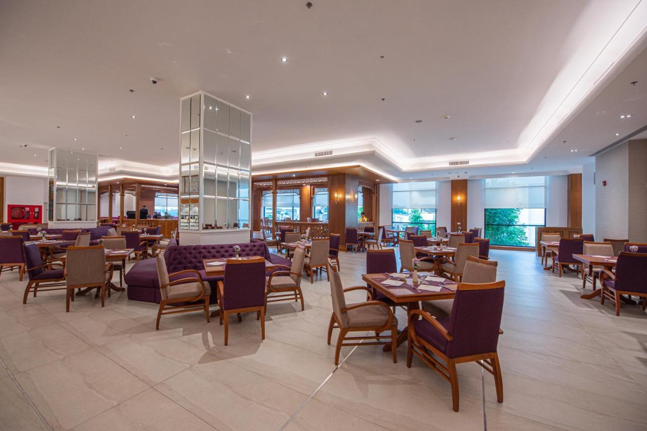 The Empress Premier Chiang Mai - Sha Extra Plus Exteriér fotografie The restaurant
