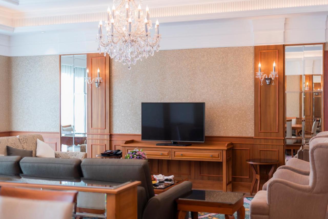 The Empress Premier Chiang Mai - Sha Extra Plus Exteriér fotografie A living room in a condominium