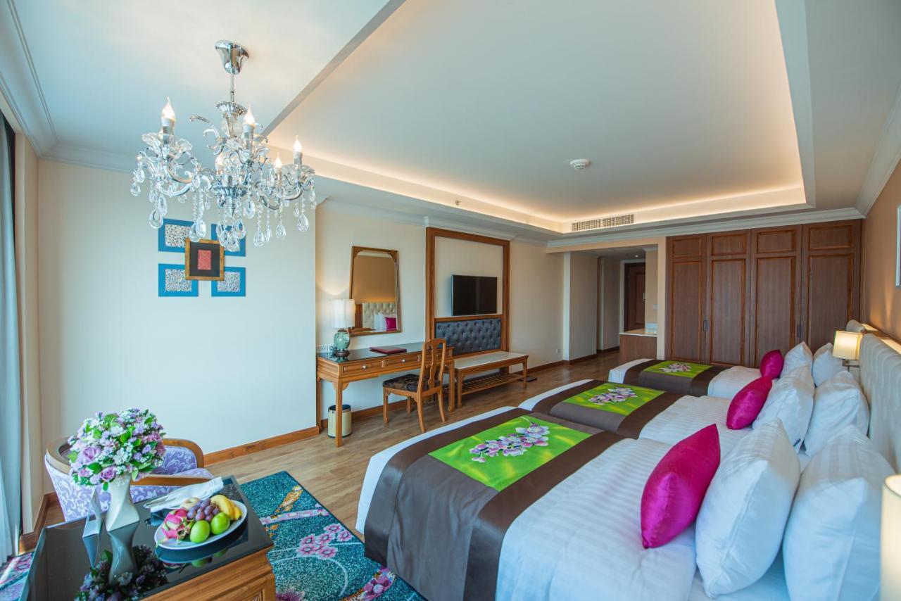The Empress Premier Chiang Mai - Sha Extra Plus Exteriér fotografie Deluxe Suite