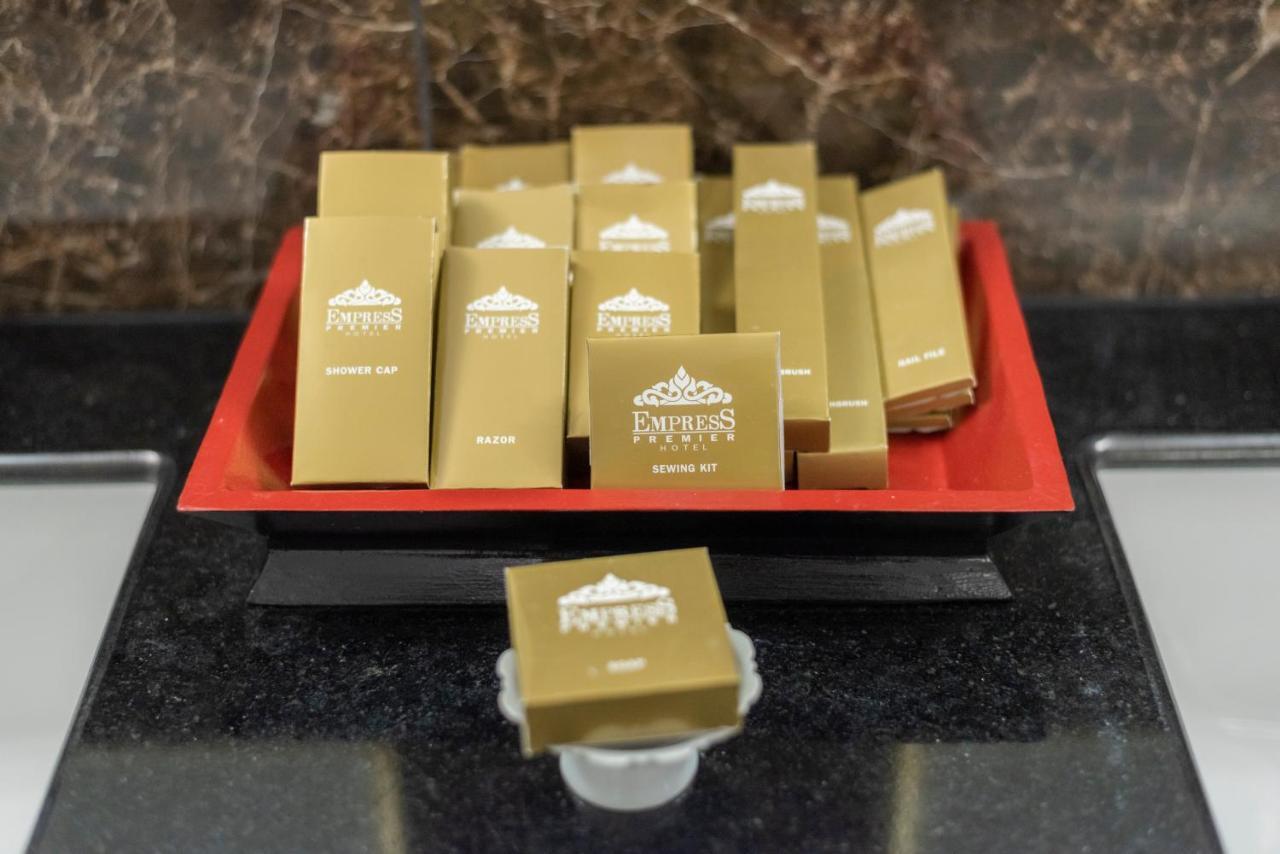 The Empress Premier Chiang Mai - Sha Extra Plus Exteriér fotografie Emirates First Class in-flight amenities